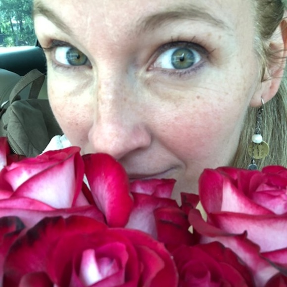 Meet your Posher, Melissa - Picture 2 of 2